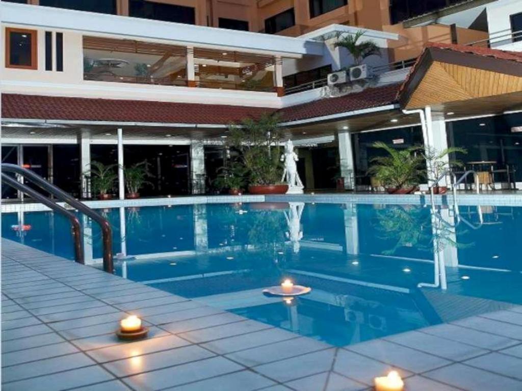 โรงแรมรีเจนท์ส พาร์ค มะลัง ภายนอก รูปภาพ